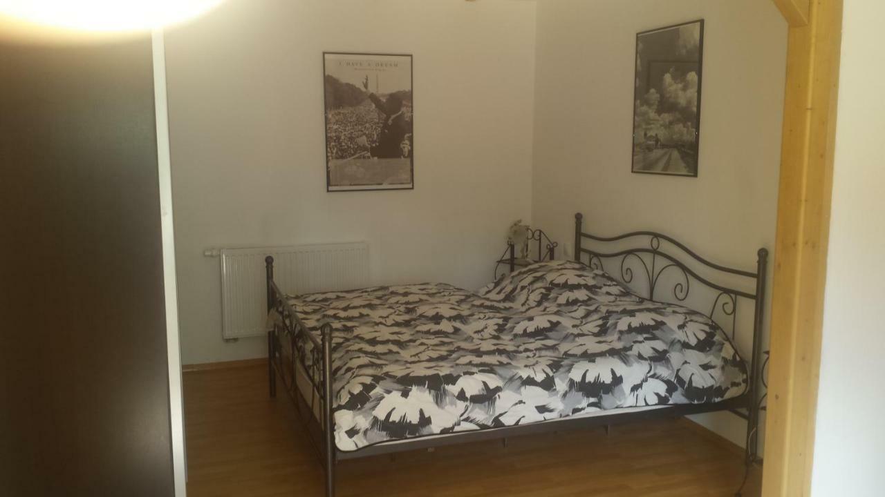 Ferienwohnung Mit Fitness Leipzig Ngoại thất bức ảnh